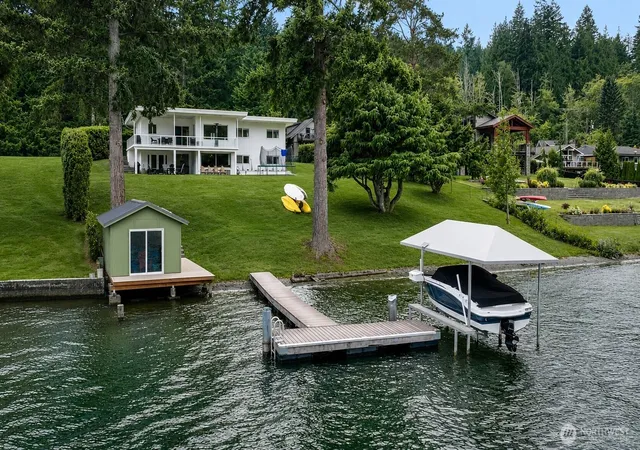 Photo 1 of Single family home for sale at 3770 S Bay Dr, Sedro Woolley, WA 98284 | MLS# NWM2579677 | Listing updated on 2026-09-25