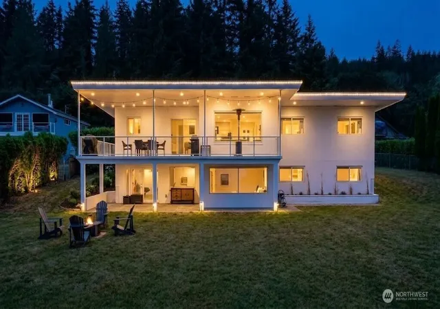 Photo 4 of Single family home for sale at 3770 S Bay Dr, Sedro Woolley, WA 98284 | MLS# NWM2579677 | Listing updated on 2026-09-25