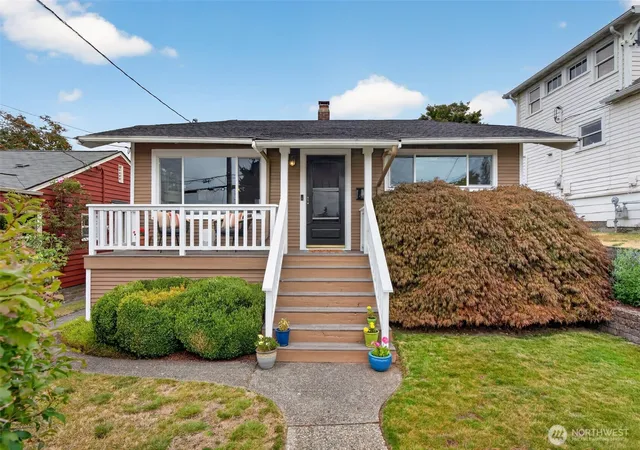 Photo 2 of Single family home for sale at 3518 Sw Austin St, Seattle, WA 98126 | MLS# NWM2579694 | Listing updated on 2026-09-22