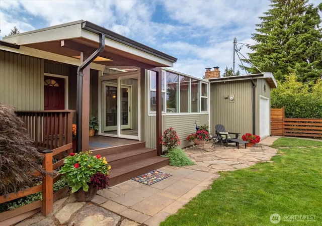 Photo 2 of Single family home for sale at 9626 Laurel Ln, Edmonds, WA 98020 | MLS# NWM2579708 | Listing updated on 2026-09-30