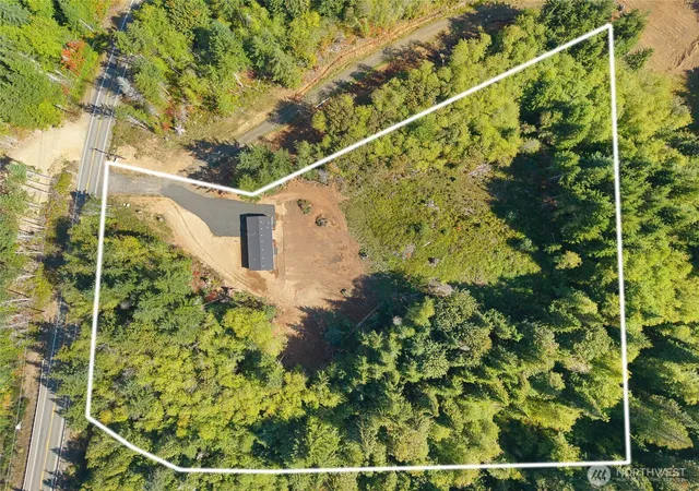 Photo 4 of Manufactured home for sale at 1481 W Highland Rd, Shelton, WA 98584 | MLS# NWM2579709 | Listing updated on 2026-09-30