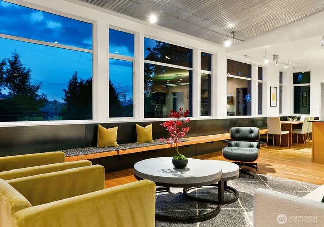 Photo 3 of Single family home for sale at 1549 Magnolia Way W, Seattle, WA 98199 | MLS# NWM2579740 | Listing updated on 2026-09-25