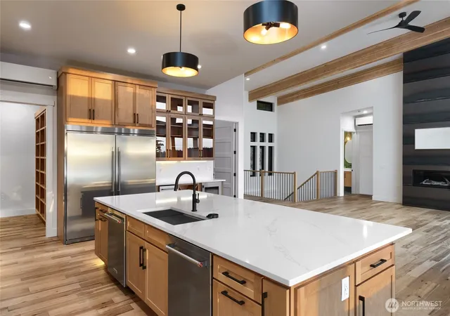 Photo 2 of Single family home for sale at 4209 Navigator Ln, Anacortes, WA 98221 | MLS# NWM2579758 | Listing updated on 2026-09-23