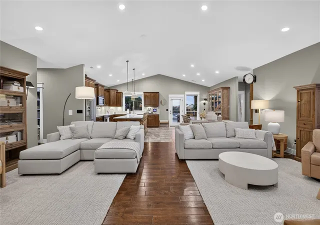 Photo 4 of Single family home for sale at 2477 Hanson Loop, Burbank, WA 99323 | MLS# NWM2579766 | Listing updated on 2026-09-30