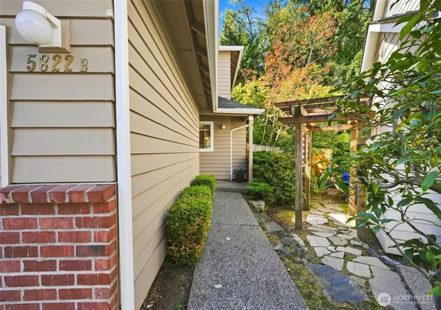 Photo 2 of Townhouse for sale at 5822 14th Drive W #B, Everett, WA 98203 | MLS# NWM2579771 | Listing updated on 2026-09-28
