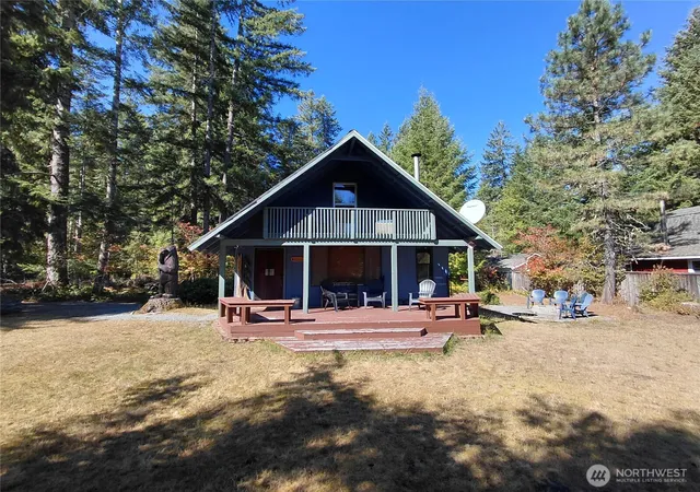 Photo 1 of Single family home for sale at 101 Mountain View Dr N, Ashford, WA 98304 | MLS# NWM2579777 | Listing updated on 2026-09-22