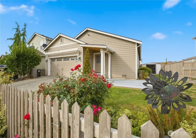 Photo 1 of Single family home for sale at 3227 Scotland Aly, Mount Vernon, WA 98273 | MLS# NWM2579794 | Listing updated on 2026-10-01