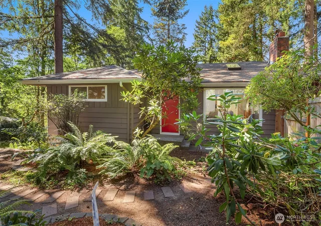 Photo 1 of Single family home for sale at 16623 Fremont Ave N, Shoreline, WA 98133 | MLS# NWM2579802 | Listing updated on 2026-09-30