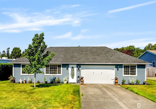 Photo 1 of Single family home for sale at 8255 Quinault Rd, Blaine, WA 98230 | MLS# NWM2579826 | Listing updated on 2026-09-25
