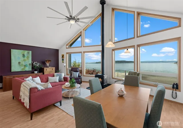 Photo 4 of Sale Pending at 7727 SE Southworth Dr, Port Orchard, WA 98366 | MLS# NWM2579828 | Listing updated on 2026-09-30