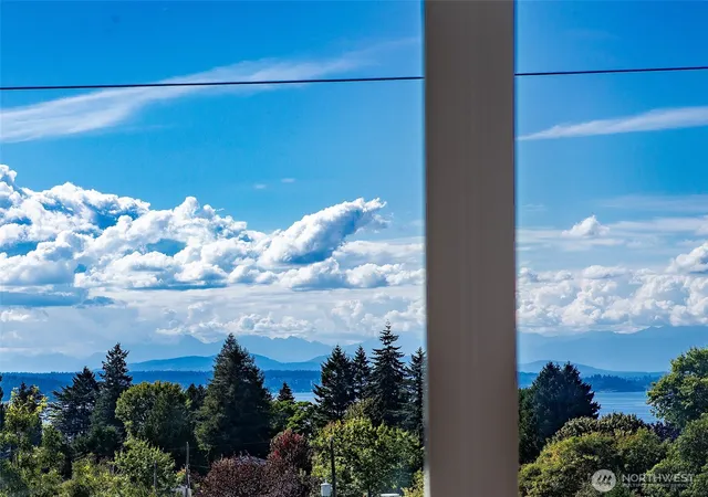 Photo 4 of Condo for sale at 5953 California Ave SW #2C, Seattle, WA 98136 | MLS# NWM2579830 | Listing updated on 2026-09-28
