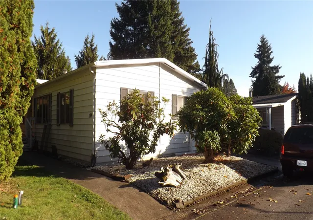 Photo 1 of Condo for sale at 2000 192nd Street Se St #124, Bothell, WA 98012 | MLS# NWM2579841 | Listing updated on 2026-10-23