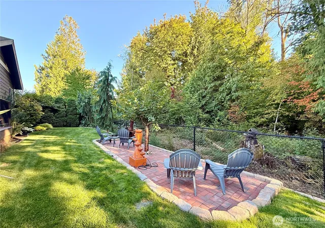 Photo 3 of Single family home for sale at 7317 Ashdown Ln Se, Olympia, WA 98513 | MLS# NWM2579845 | Listing updated on 2026-09-17
