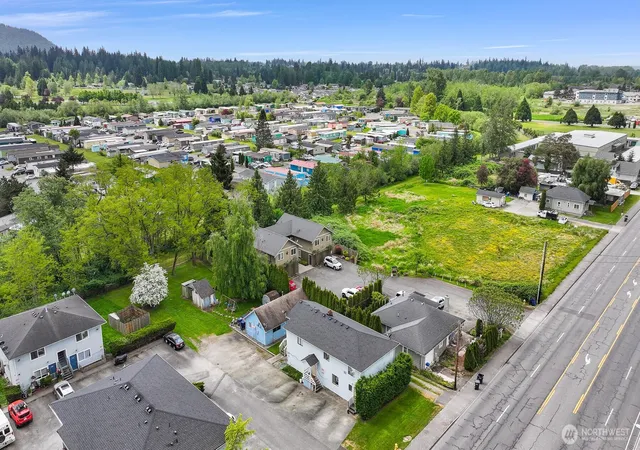 Photo 2 of Multi family home for sale at 3316 E College Way, Mount Vernon, WA 98273 | MLS# NWM2579849 | Listing updated on 2026-09-30