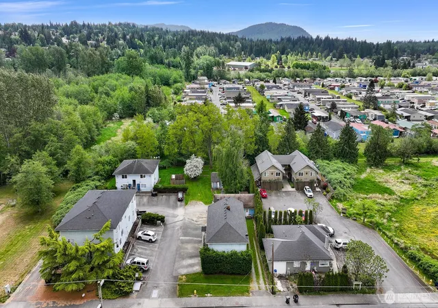 Photo 3 of Multi family home for sale at 3316 E College Way, Mount Vernon, WA 98273 | MLS# NWM2579849 | Listing updated on 2026-09-30