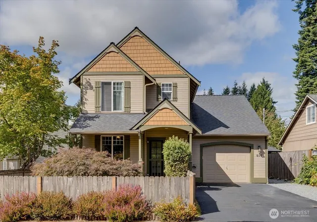 Photo 1 of Sale Pending at 816 Mill Ave, Snohomish, WA 98290 | MLS# NWM2579853 | Listing updated on 2026-10-01