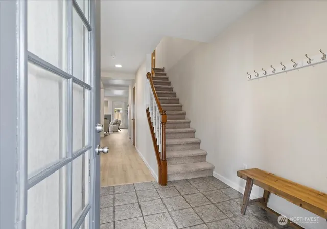 Photo 3 of Sale Pending at 816 Mill Ave, Snohomish, WA 98290 | MLS# NWM2579853 | Listing updated on 2026-10-01