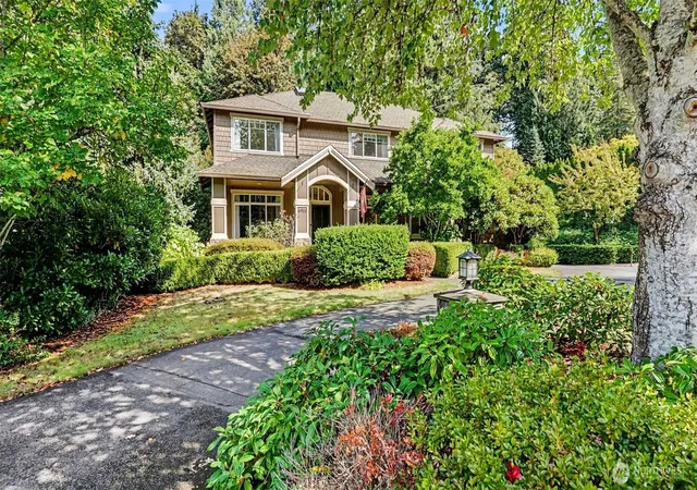 Photo 2 of Single family home for sale at 6915 205th Street Se, Snohomish, WA 98296 | MLS# NWM2579871 | Listing updated on 2026-09-29