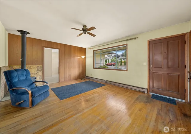 Photo 4 of Sale Pending at 17825 111th Avenue SE, Renton, WA 98055 | MLS# NWM2579884 | Listing updated on 2026-09-25