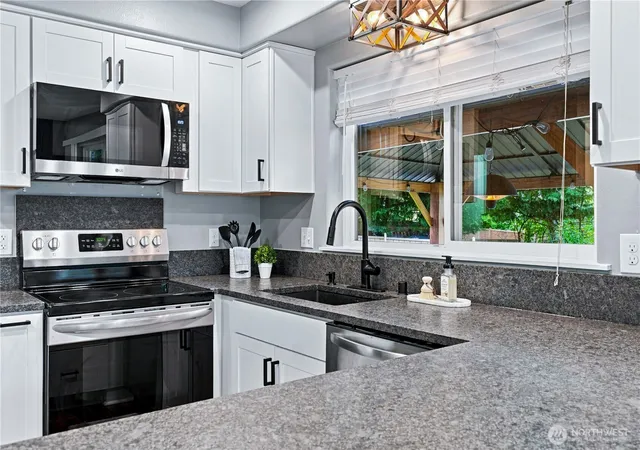 Photo 4 of Sale Pending at 2219 116th Avenue NE, Lake Stevens, WA 98258 | MLS# NWM2579900 | Listing updated on 2026-09-25