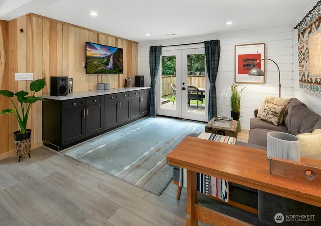 Photo 3 of Single family home for sale at 19002 SE State Route 9, Snohomish, WA 98296 | MLS# NWM2579911 | Listing updated on 2026-10-02