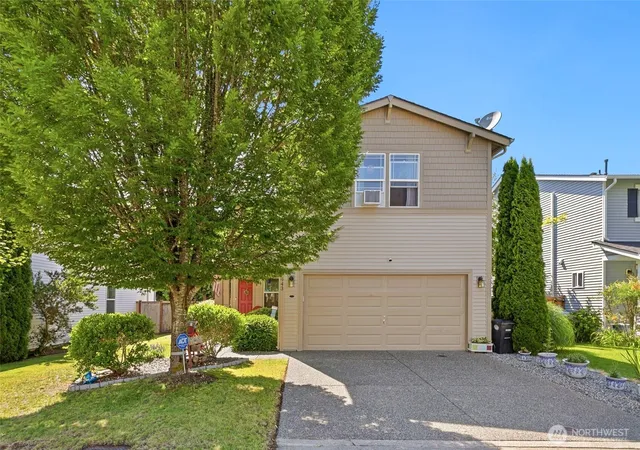 Photo 1 of Sale Pending at 943 Candlestick Ln Sw, Olympia, WA 98512 | MLS# NWM2579940 | Listing updated on 2026-09-24