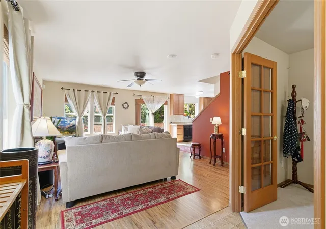 Photo 4 of Sale Pending at 943 Candlestick Ln SW, Olympia, WA 98512 | MLS# NWM2579940 | Listing updated on 2026-09-24