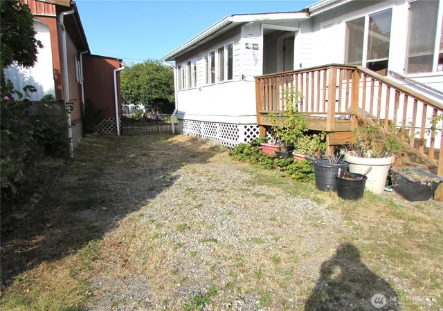 Photo 3 of Manufactured home for sale at 3715 152nd Street NE #2, Marysville, WA 98271 | MLS# NWM2579941 | Listing updated on 2026-10-02