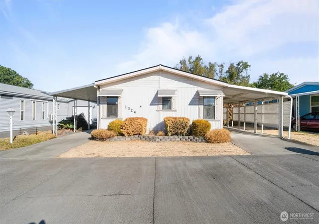 Photo 1 of Manufactured home for sale at 1324 Rancho Villa Dr, Walla Walla, WA 99362 | MLS# NWM2579971 | Listing updated on 2026-09-23