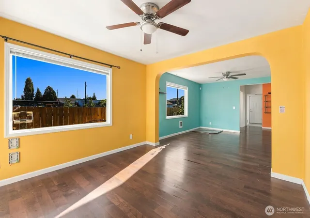 Photo 2 of Single family home for sale at 119 C St Nw, Auburn, WA 98001 | MLS# NWM2579984 | Listing updated on 2026-09-27