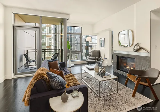 Photo 4 of Condo for sale at 820 Blanchard St #1209, Seattle, WA 98121 | MLS# NWM2580008 | Listing updated on 2026-10-01