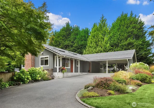 Photo 3 of Sale Pending at 4910 134th Place SE, Snohomish, WA 98296 | MLS# NWM2580023 | Listing updated on 2026-09-23
