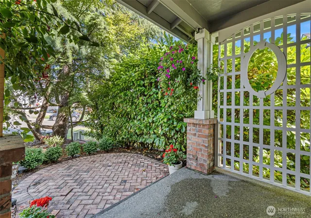 Photo 3 of Sale Pending at 11504 134th Street Ct, Puyallup, WA 98374 | MLS# NWM2580036 | Listing updated on 2026-09-28