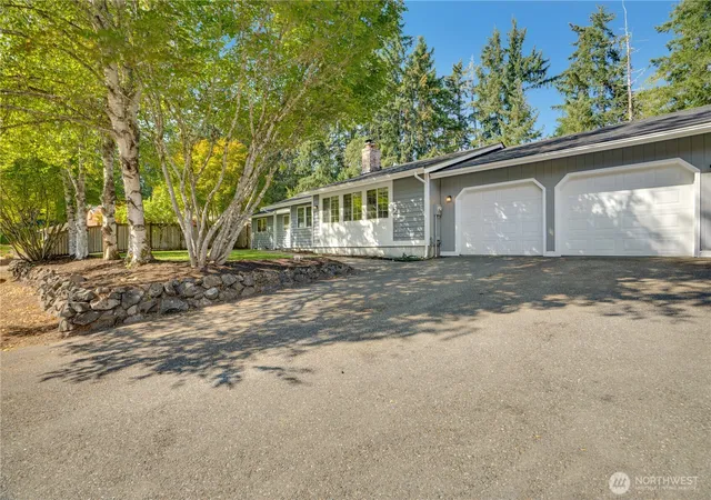 Photo 3 of Single family home for sale at 3607 140th Street Ct Nw, Gig Harbor, WA 98332 | MLS# NWM2580041 | Listing updated on 2026-09-25