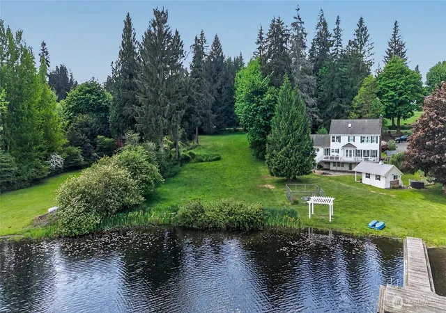 Photo 2 of Sale Pending at 107 W Xx Lake Joy Dr Ne, Carnation, WA 98014 | MLS# NWM2580044 | Listing updated on 2026-09-25