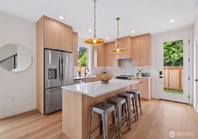 Photo 3 of Sale Pending at 7513 12th Avenue Sw, Seattle, WA 98106 | MLS# NWM2580085 | Listing updated on 2026-09-29