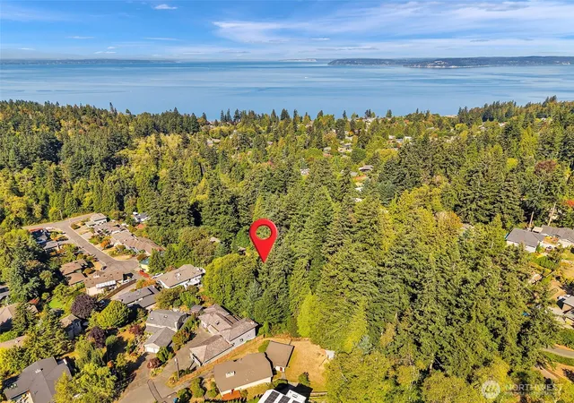 Photo 4 of Land for sale at 7414 Soundview Dr, Edmonds, WA 98026 | MLS# NWM2580088 | Listing updated on 2026-09-25