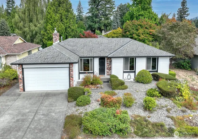Photo 3 of Single family home for sale at 15832 SE 169th Place, Renton, WA 98058 | MLS# NWM2580090 | Listing updated on 2026-09-29