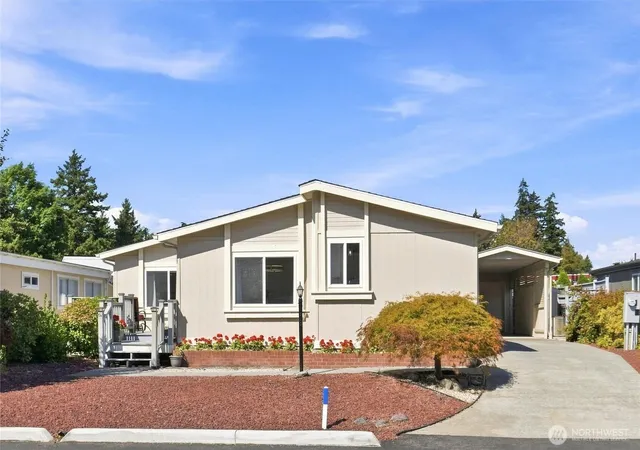Manufactured home for sale at 3802 James St #38, Bellingham, WA 98226 | MLS# NWM2580093