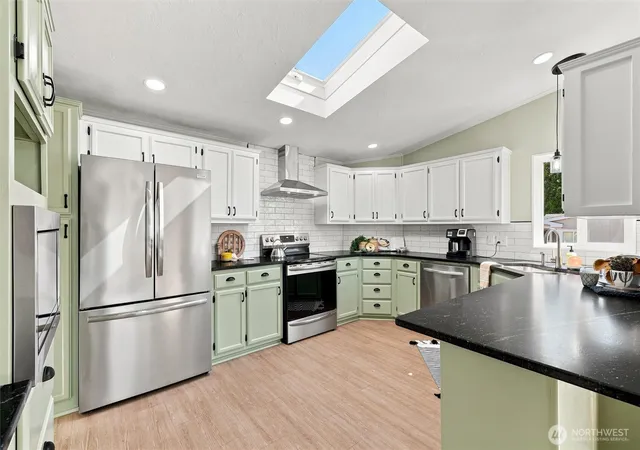 Photo 3 of Manufactured home for sale at 3802 James St #38, Bellingham, WA 98226 | MLS# NWM2580093 | Listing updated on 2026-09-28