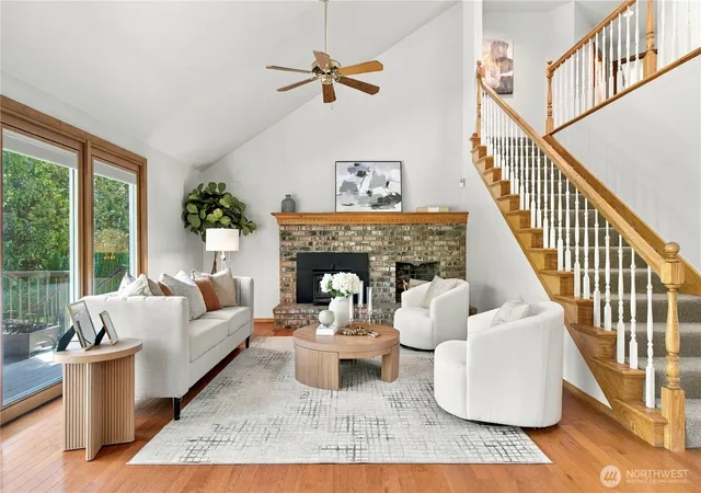 Photo 4 of Single family home for sale at 21109 50 Drive SE, Bothell, WA 98021 | MLS# NWM2580097 | Listing updated on 2026-10-02