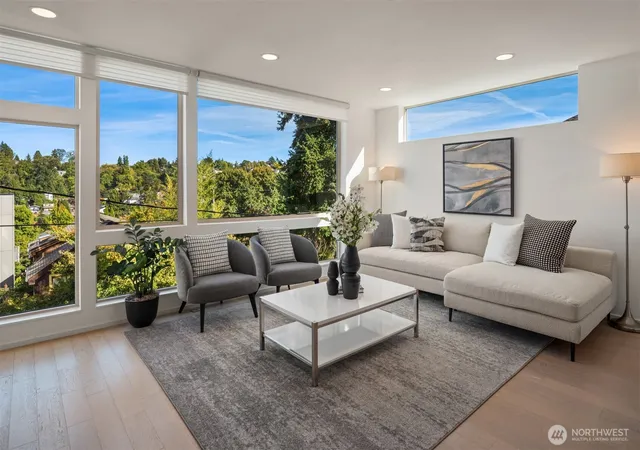 Photo 4 of Sale Pending at 2612 E Denny Way, Seattle, WA 98122 | MLS# NWM2580101 | Listing updated on 2026-09-23