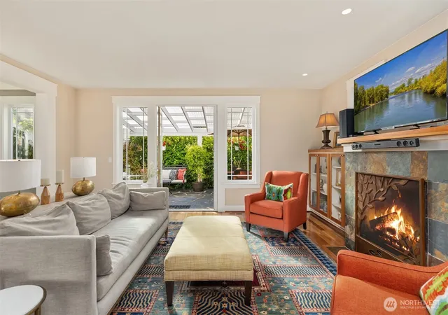 Photo 4 of Sale Pending at 284 Wood Ave SW, Bainbridge Island, WA 98110 | MLS# NWM2580107 | Listing updated on 2026-09-30