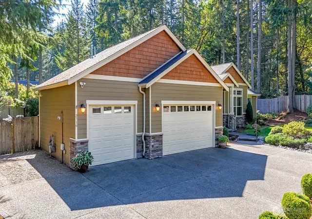 Photo 3 of Sale Pending at 3716 130th Street NW, Gig Harbor, WA 98332 | MLS# NWM2580114 | Listing updated on 2026-09-22