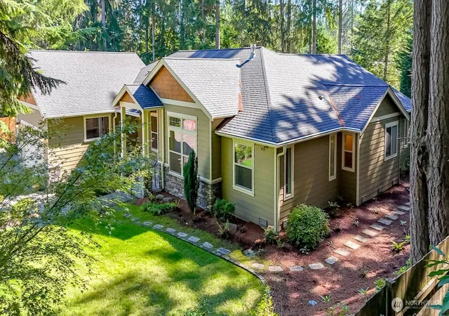Photo 4 of Sale Pending at 3716 130th Street NW, Gig Harbor, WA 98332 | MLS# NWM2580114 | Listing updated on 2026-09-22