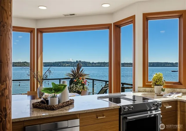 Photo 3 of Sale Pending at 5904 Athens Beach Rd NW, Olympia, WA 98502 | MLS# NWM2580117 | Listing updated on 2026-09-25