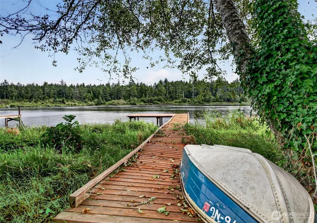 Photo 3 of Single family home for sale at 19506 U Pl, Long Beach, WA 98631 | MLS# NWM2580129 | Listing updated on 2026-09-26