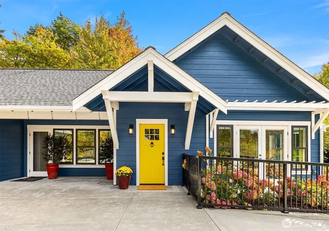 Photo 2 of Sale Pending at 1250 Ne Odin Ct, Poulsbo, WA 98370 | MLS# NWM2580140 | Listing updated on 2026-10-18