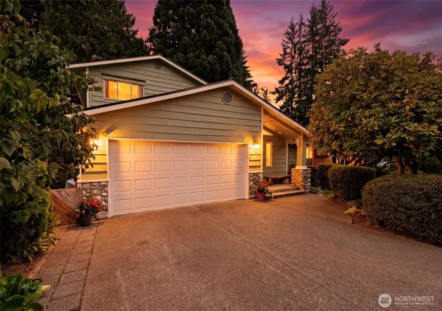 Photo 2 of Single family home for sale at 19810 Ne 98th Avenue, Bothell, WA 98011 | MLS# NWM2580141 | Listing updated on 2026-10-01