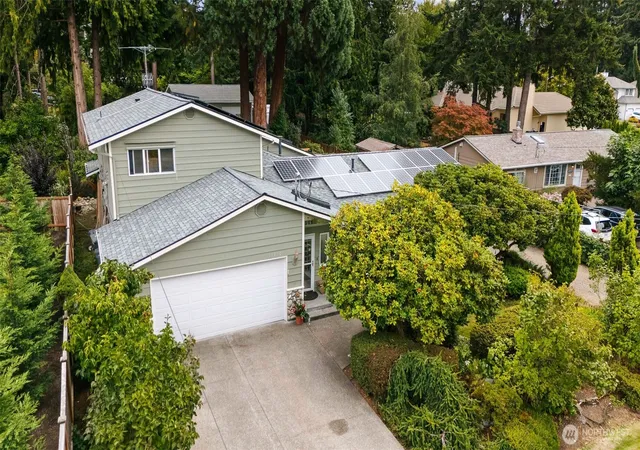 Photo 3 of Single family home for sale at 19810 Ne 98th Avenue, Bothell, WA 98011 | MLS# NWM2580141 | Listing updated on 2026-10-01